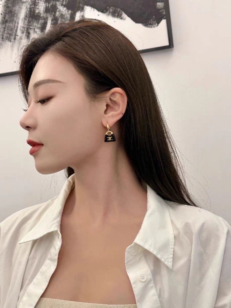 Celine Earrings SmoothTexture 218424
