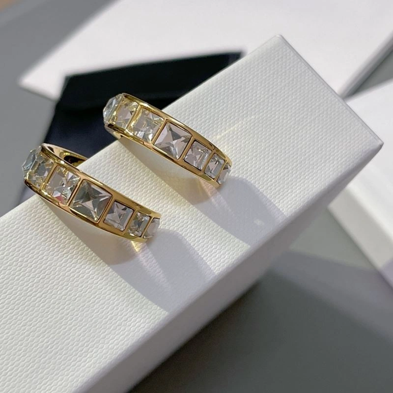 Celine Earrings Sporty 218395