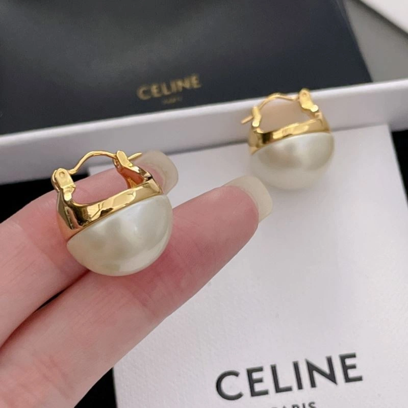 Celine Earrings Sporty 218391