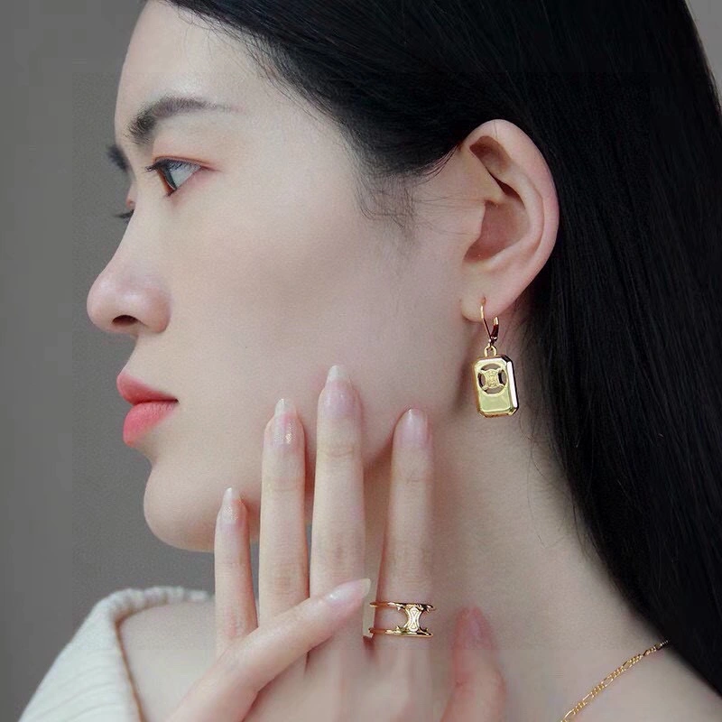 Celine Earrings ModernLook 218325