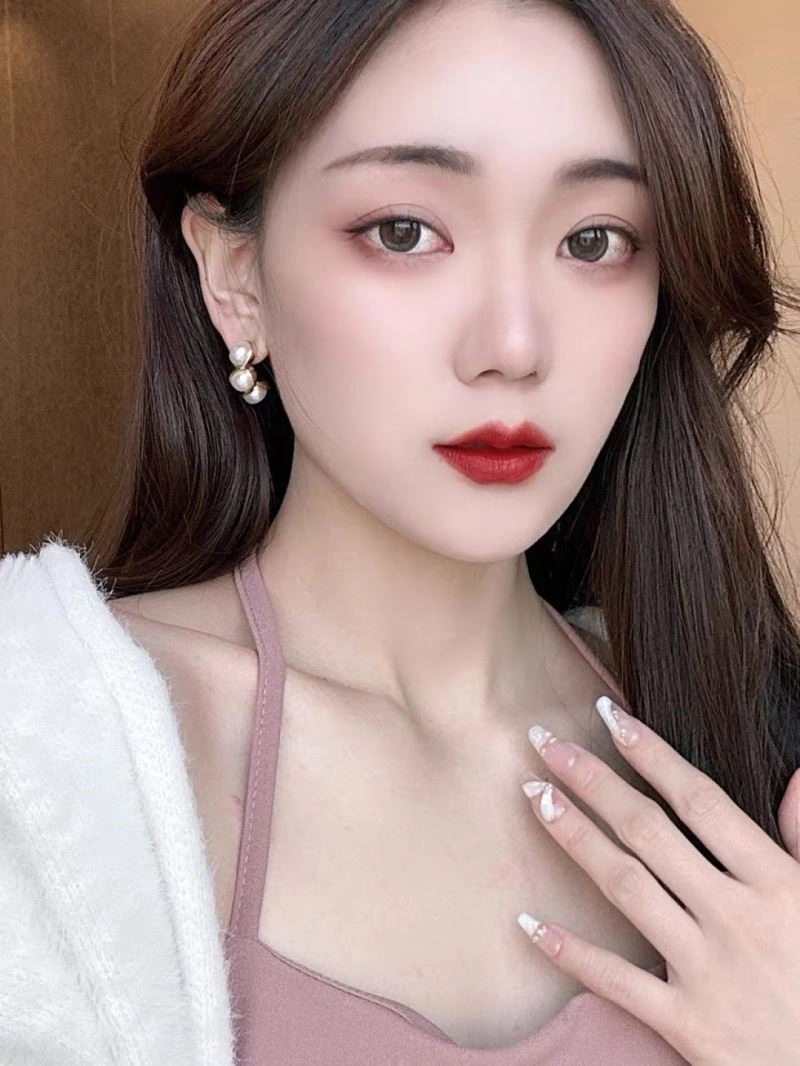 Snug Celine Earrings 218233