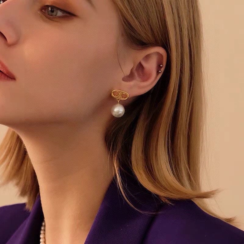 Affordable Celine Earrings 218182