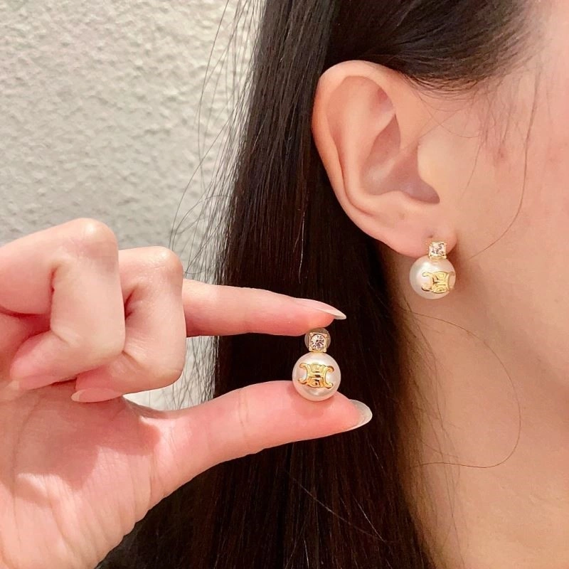 Seasonal Celine Earrings 218177