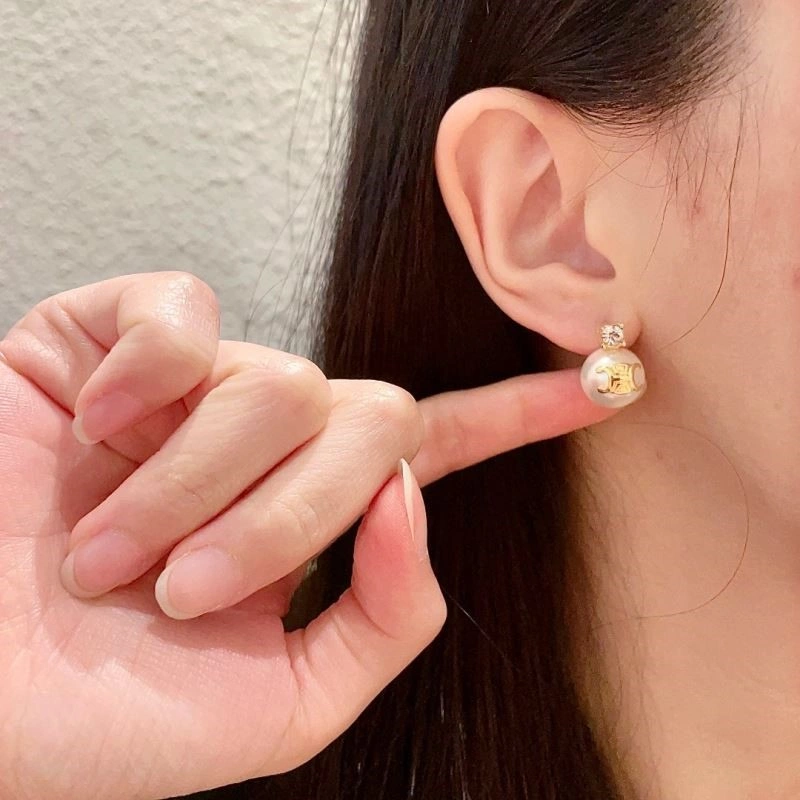 Seasonal Celine Earrings 218177