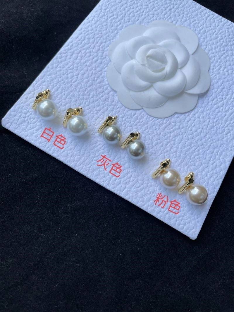 Snug Celine Earrings 218131