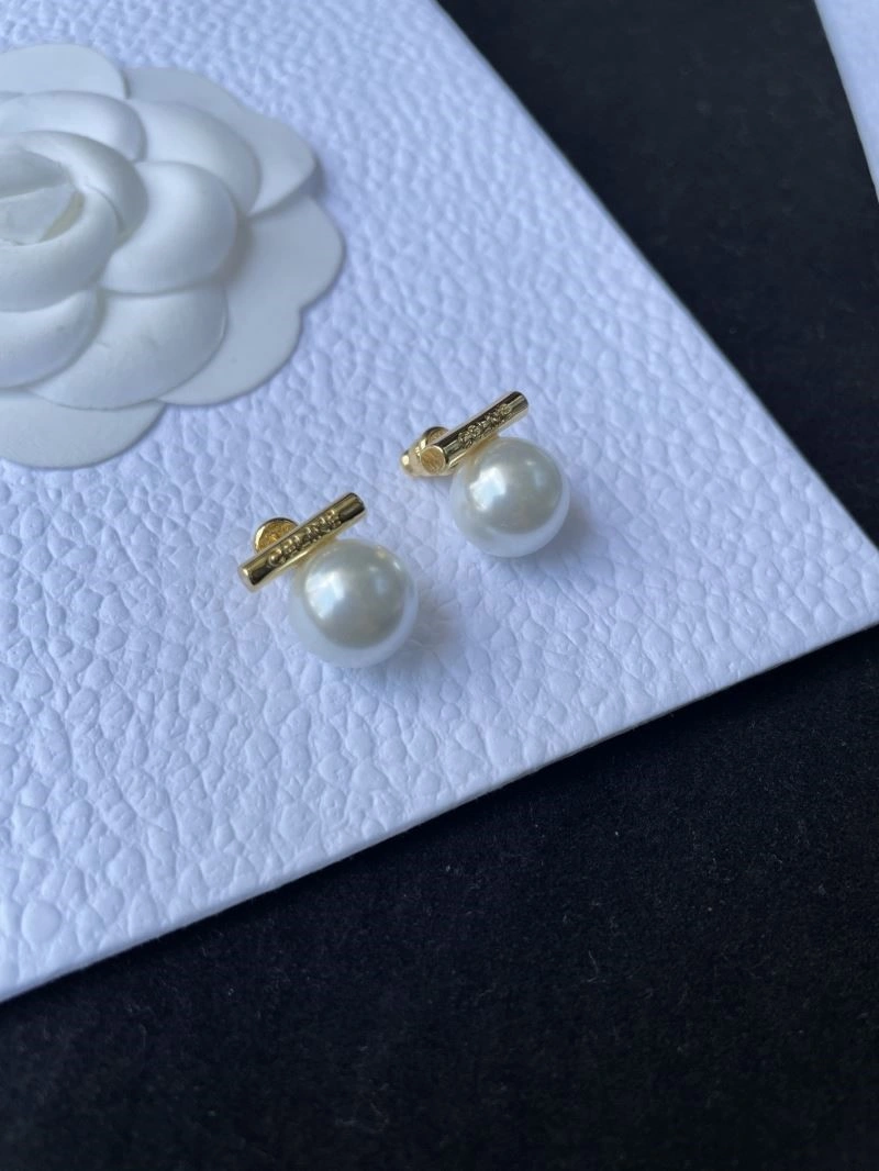 Snug Celine Earrings 218131
