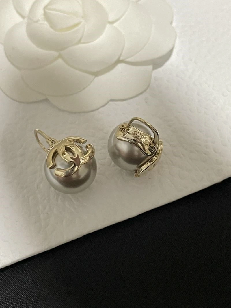 Celine Earrings Minimalist 218136
