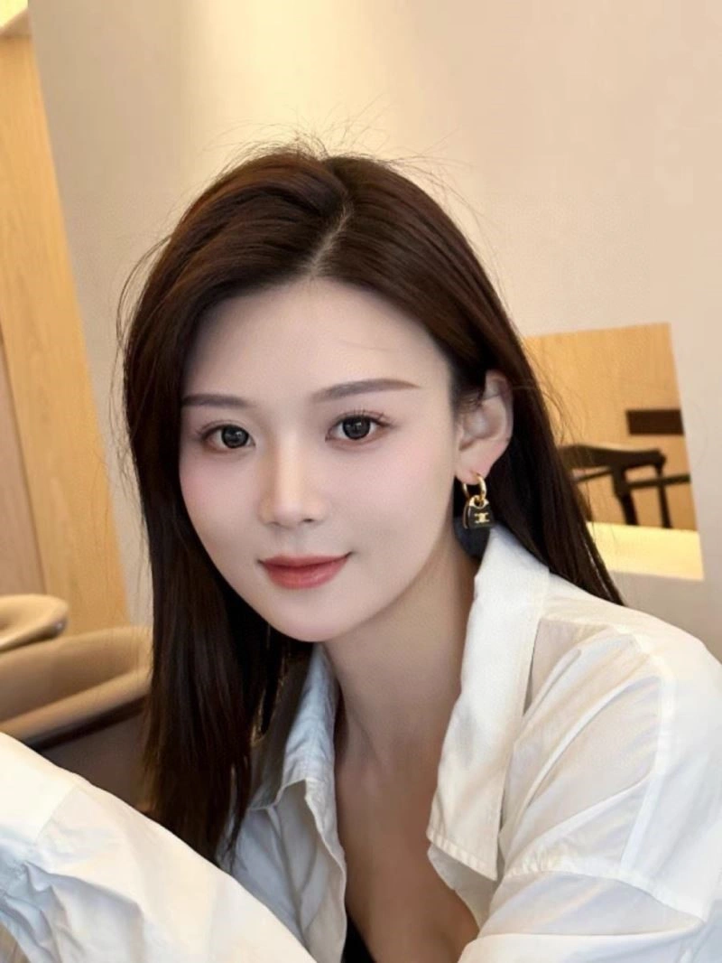 Comfortable Celine Earrings 218142