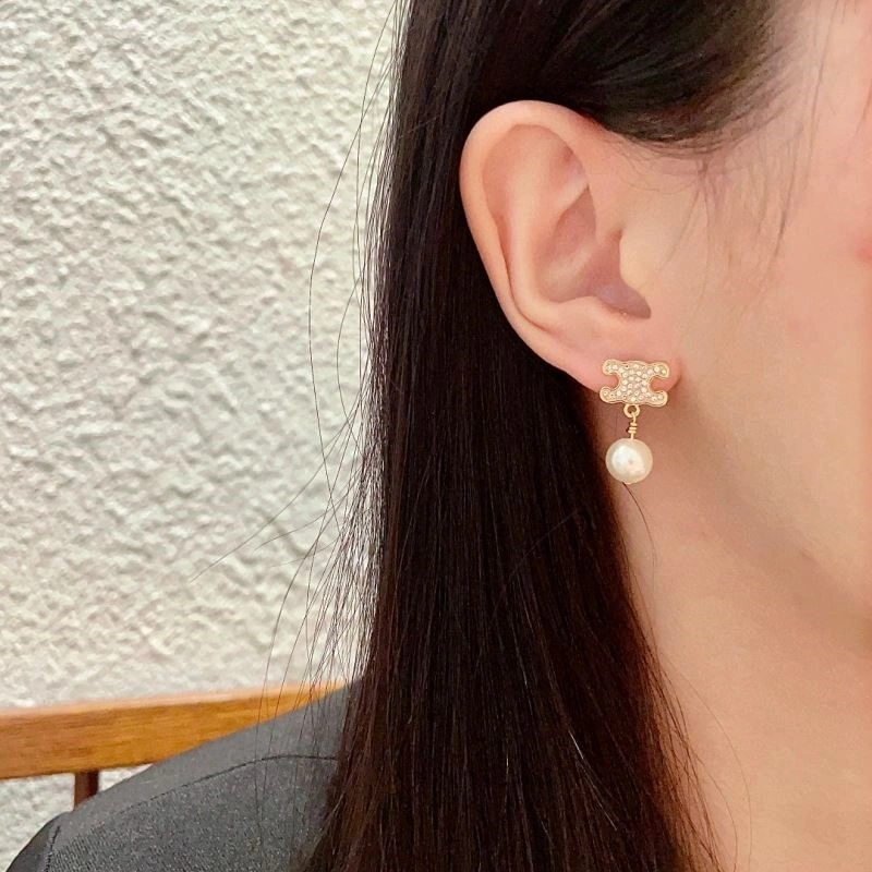 Celine Earrings Stylish 218079