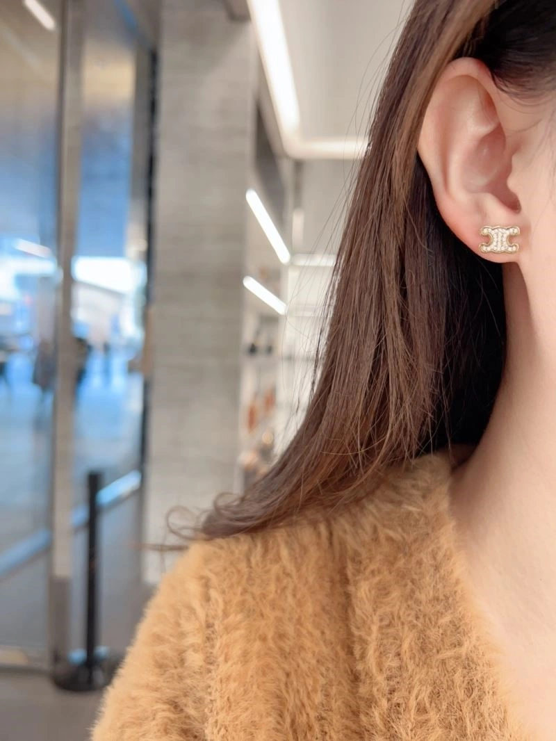Celine Earrings Lightweight 218112