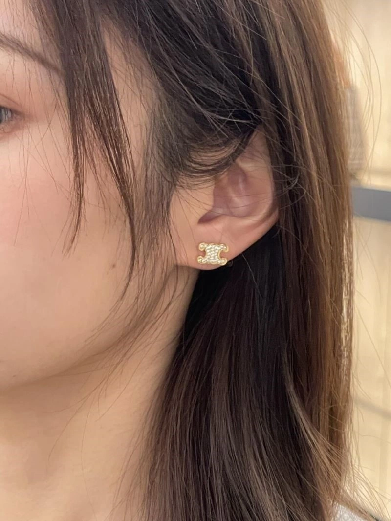Celine Earrings Lightweight 218112