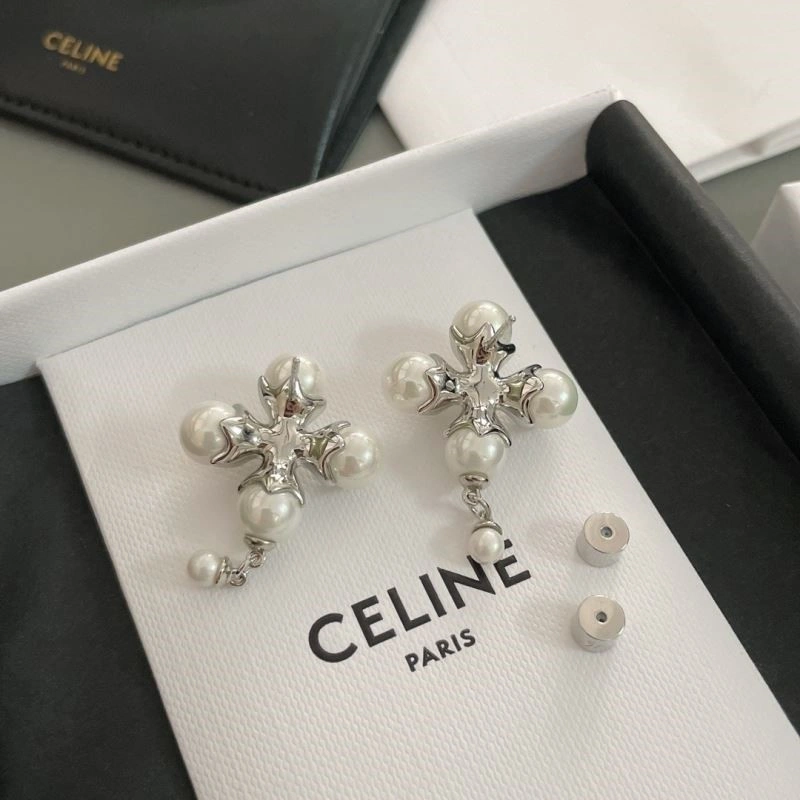 Celine Earrings ModernLook 218069