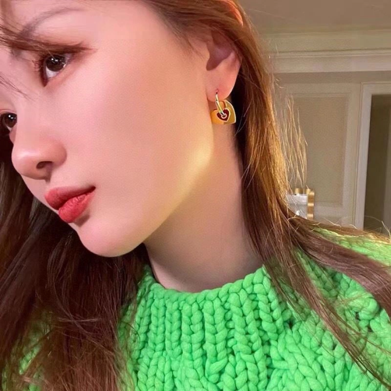 Celine Earrings Breathable 218068