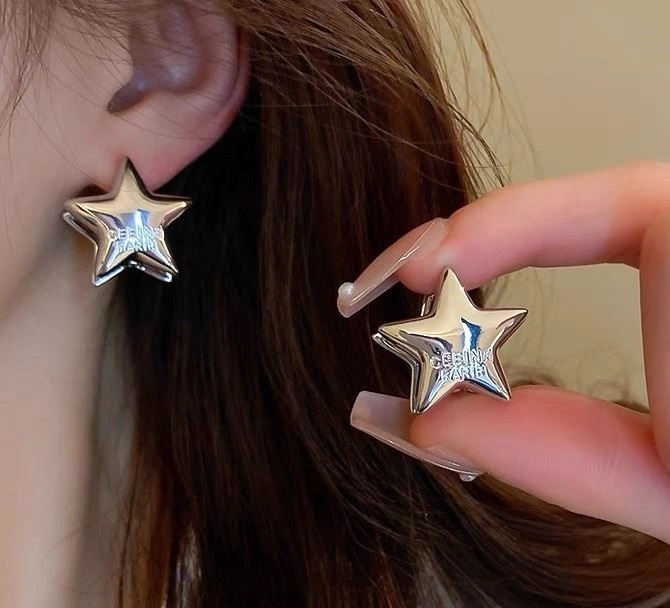 Resilient Celine Earrings 218051