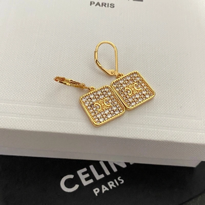 Celine Earrings Comfortable 218004