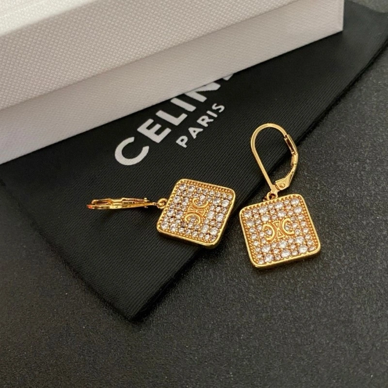 Celine Earrings Comfortable 218004
