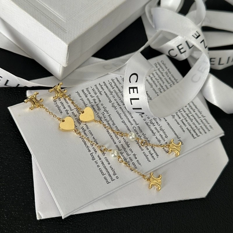 Celine Earrings Fashionable 218001