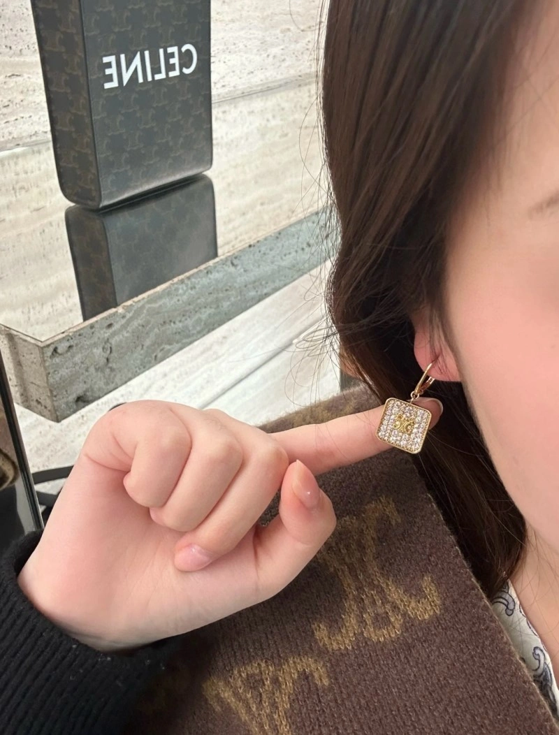 Celine Earrings SoftTouch 217909