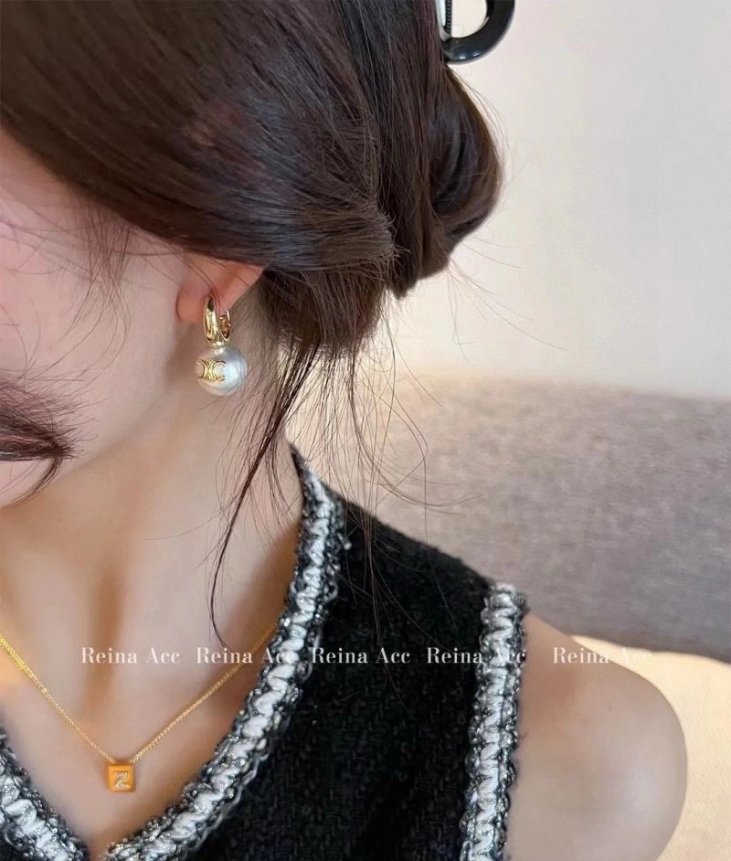 Celine Earrings Sophisticated 217905