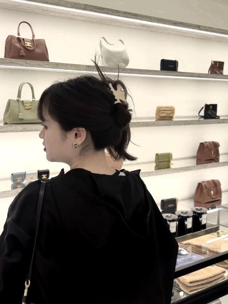 Celine Hairpins Cozy 218143