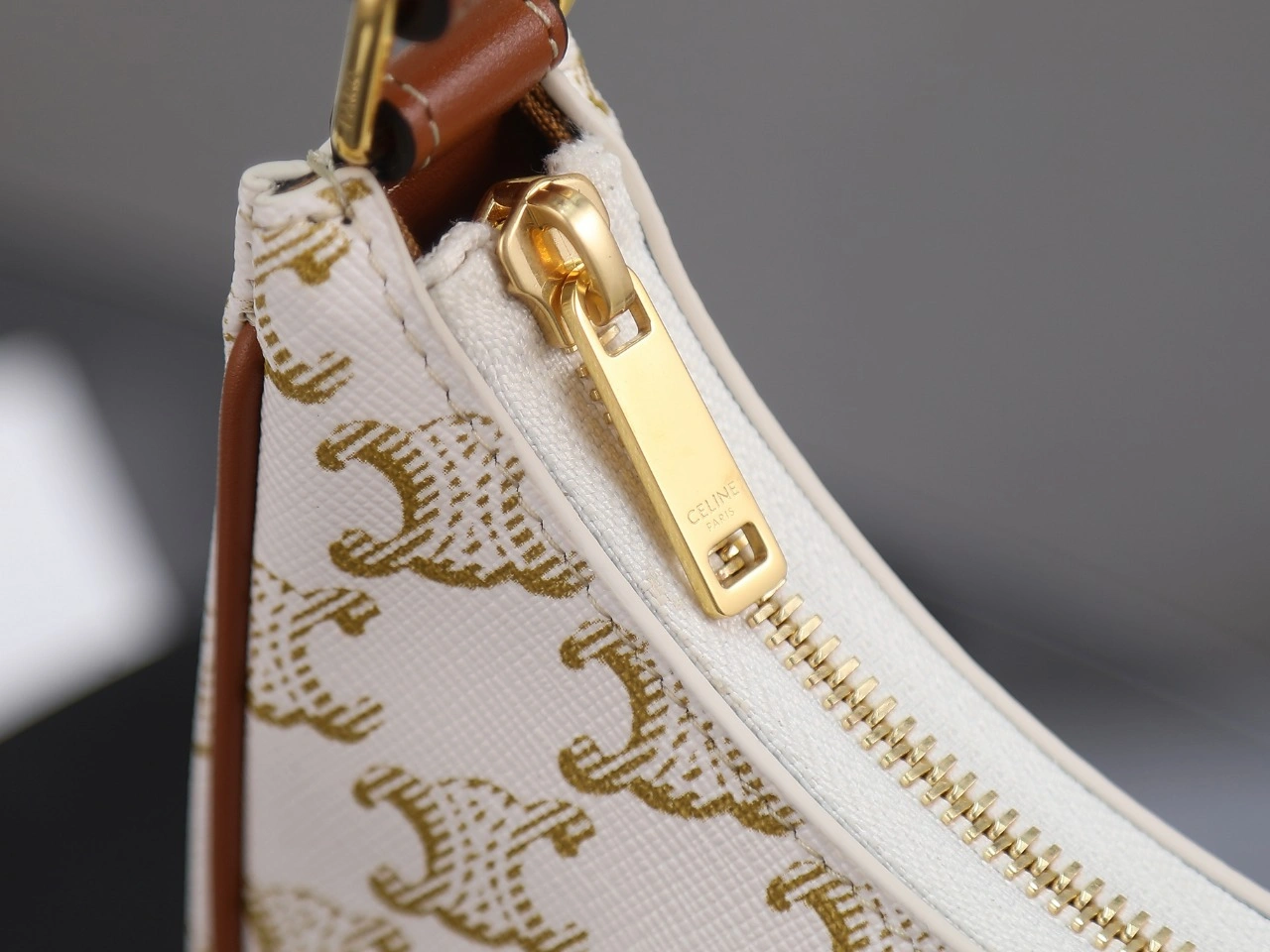 Sporty Celine Hobo Bags 78506