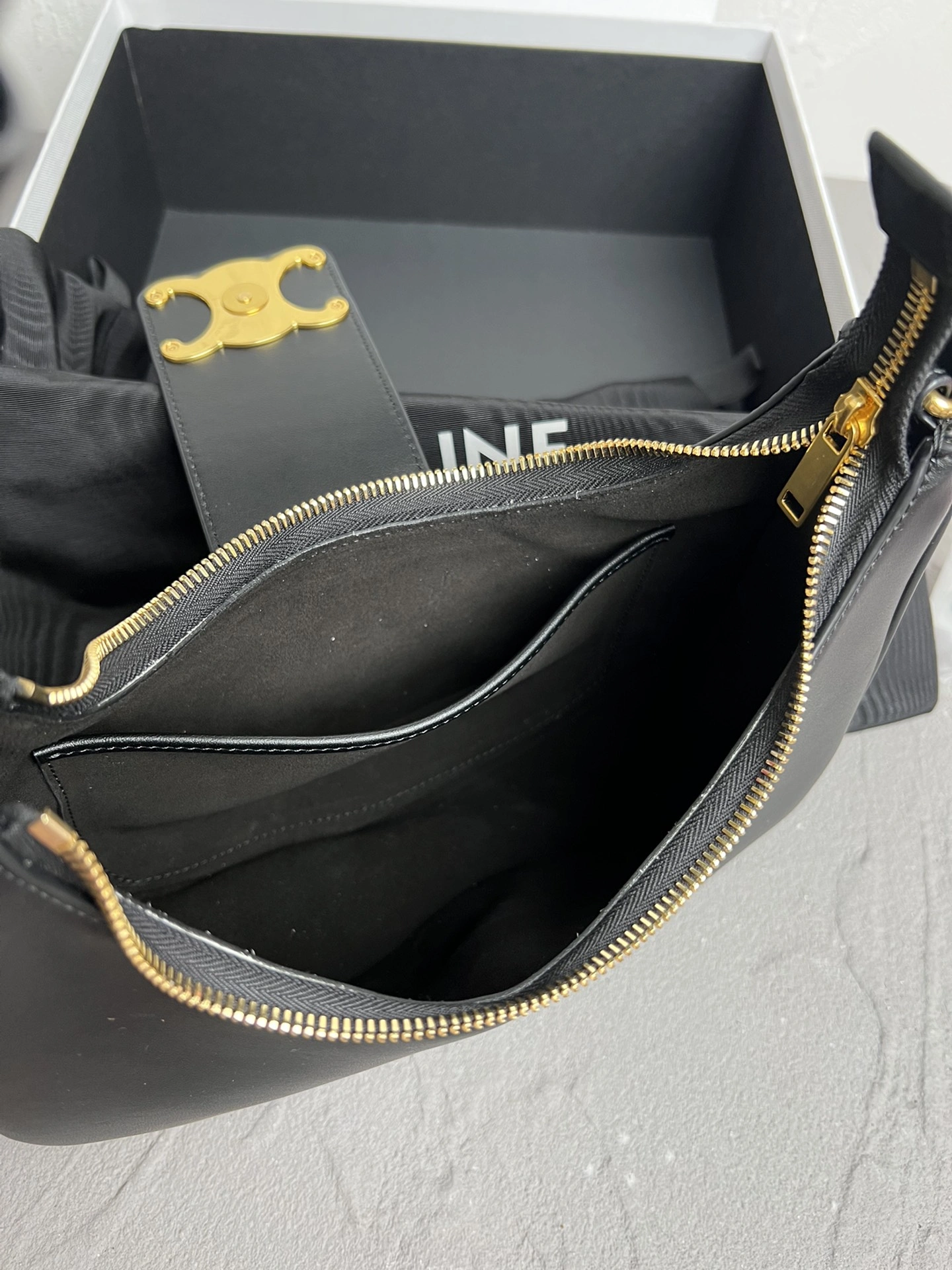 Popular Celine Hobo Bags 78500