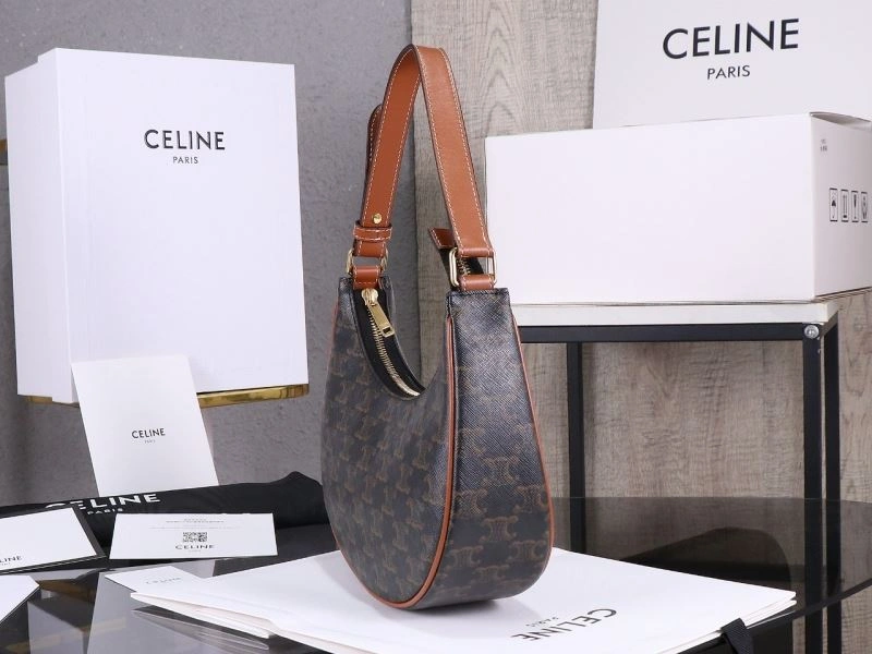 Effortless Celine Hobo Bags 77260