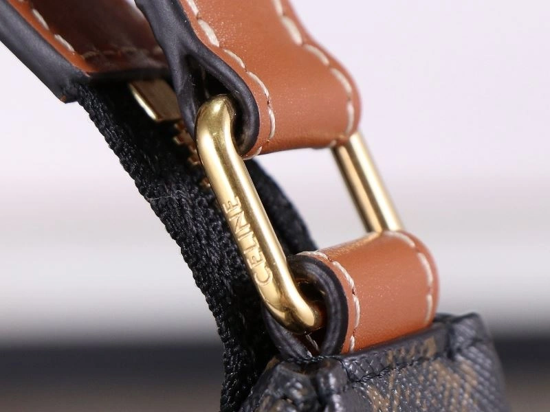Effortless Celine Hobo Bags 77260