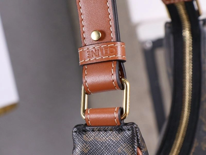 Effortless Celine Hobo Bags 77260