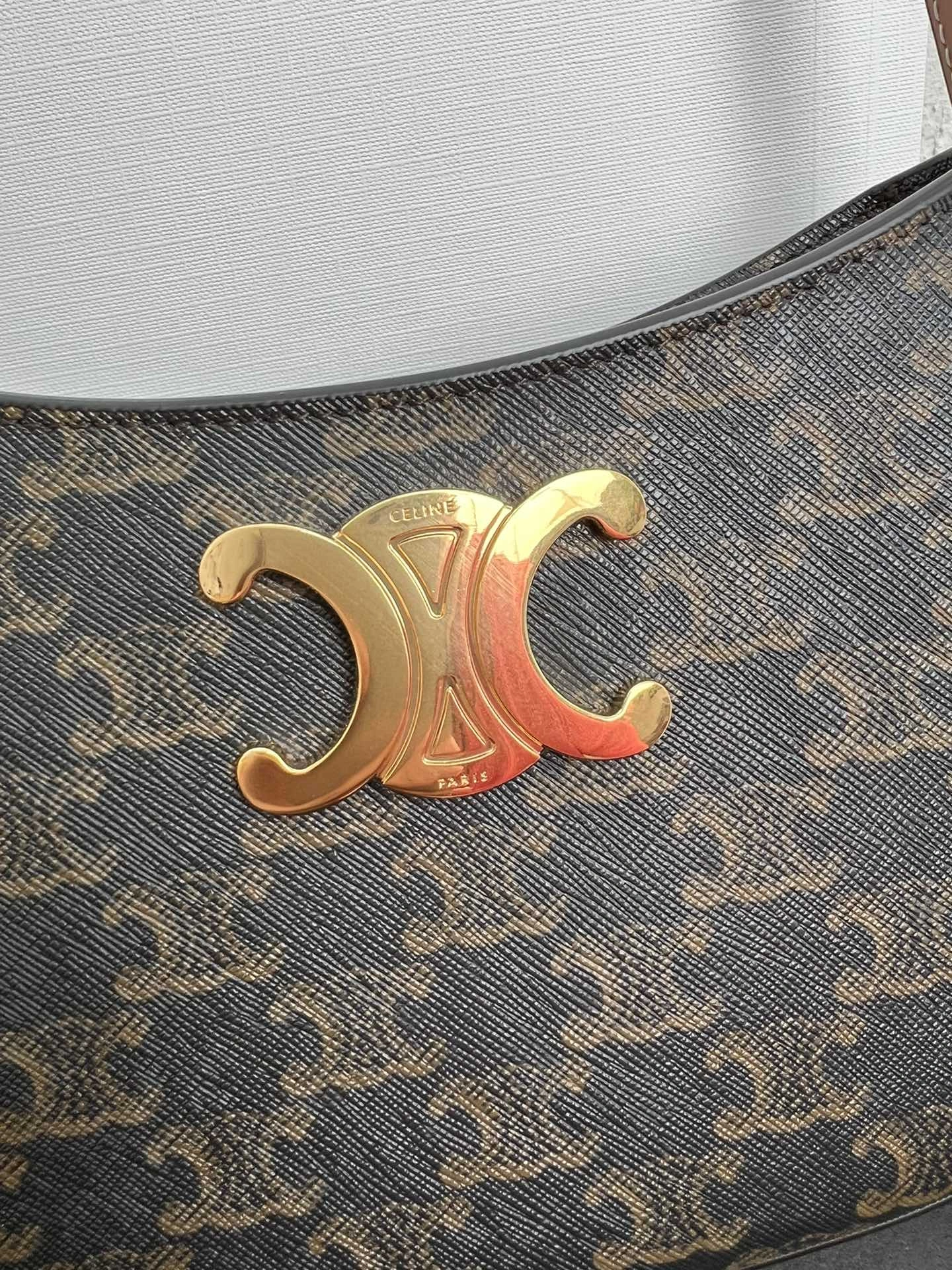 Celine Hobo Bags DailyWear 73732