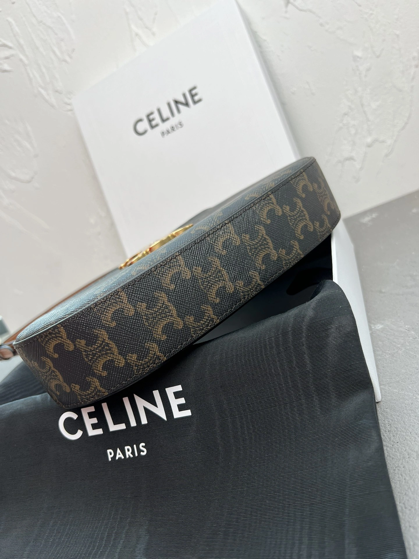 Celine Hobo Bags DailyWear 73732