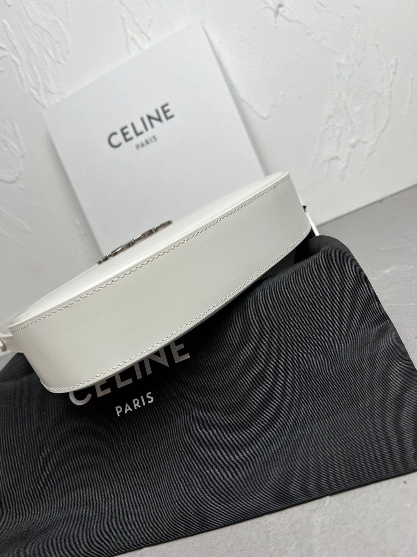 Celine Hobo Bags Sustainable 73690