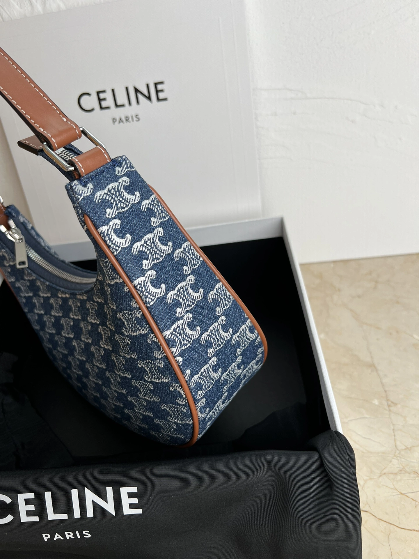 Durable Celine Hobo Bags 71820