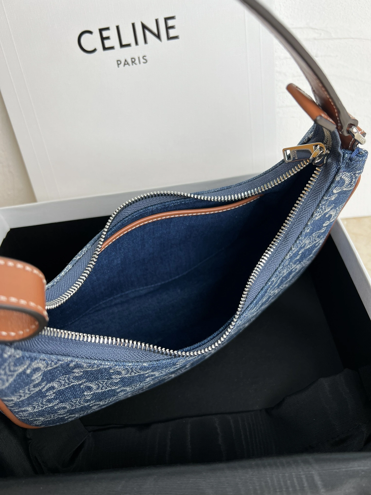 Durable Celine Hobo Bags 71820