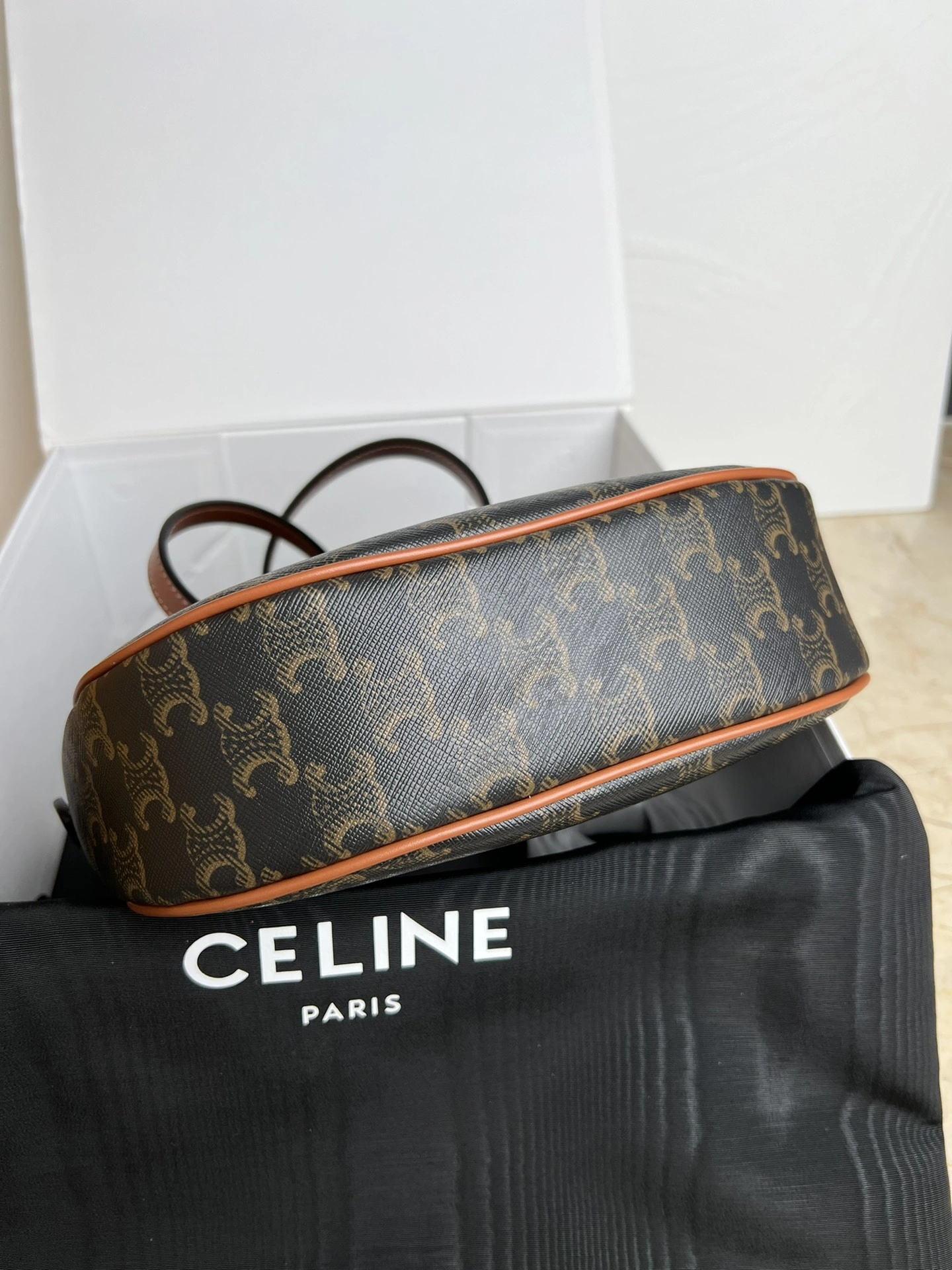 Attractive Celine Hobo Bags 71818