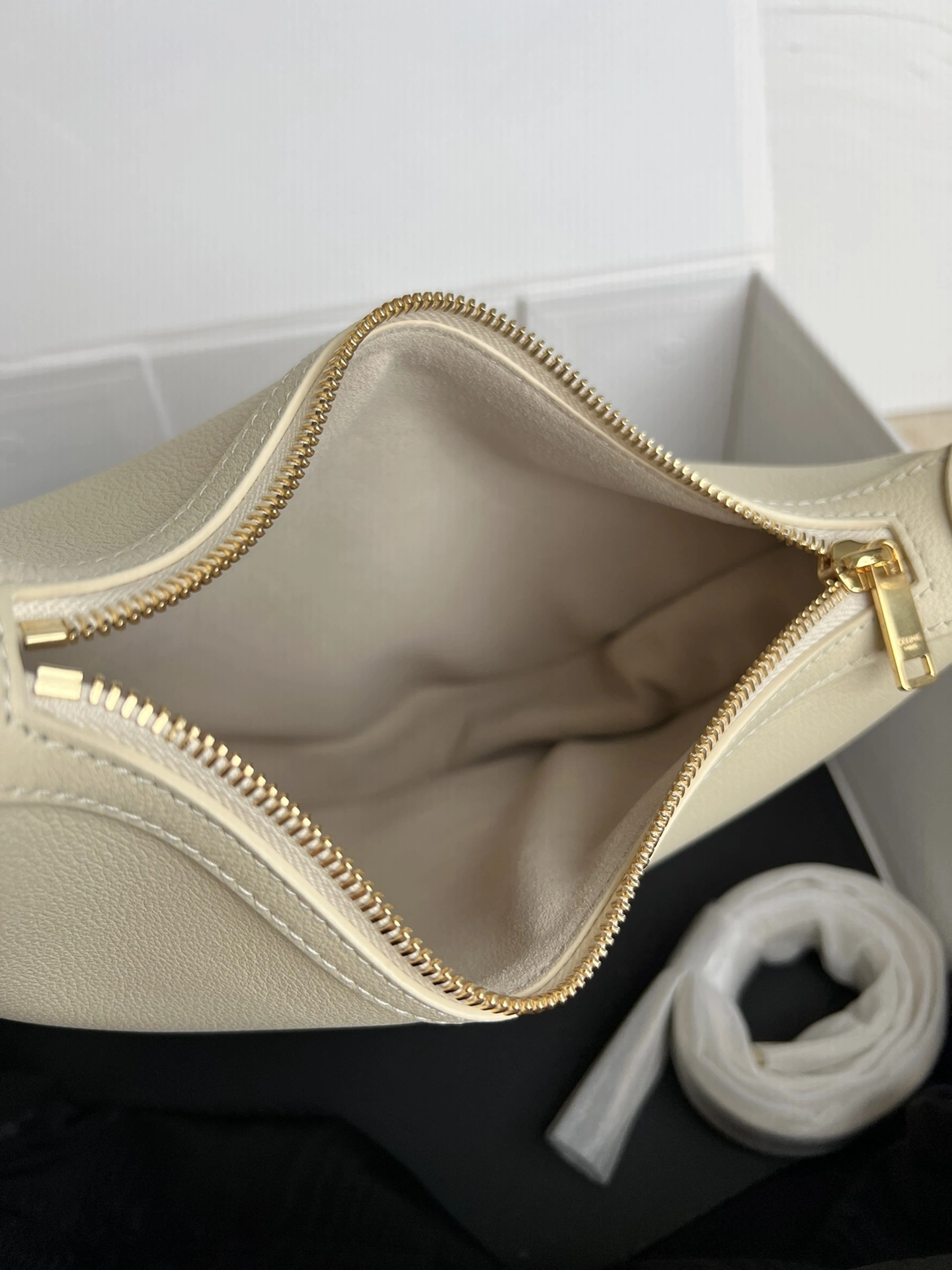 Celine Hobo Bags Efficient 71809