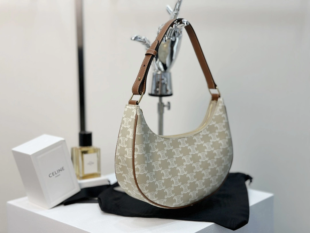 SunProtective Celine Hobo Bags 94636