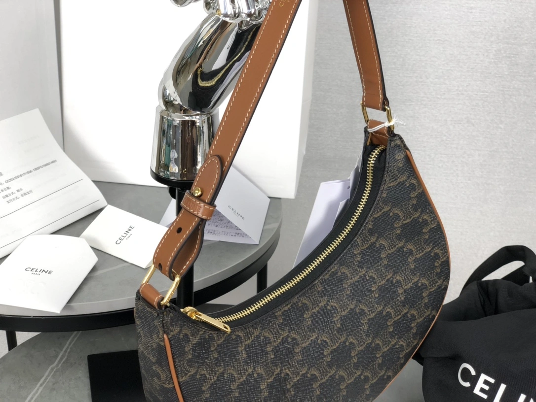 Celine Hobo Bags Popular 94635