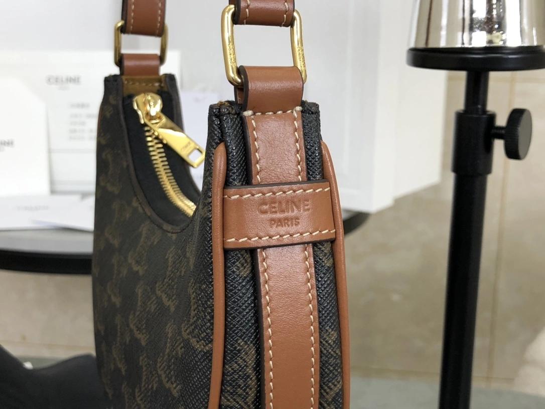 Comfortable Celine Hobo Bags 94637