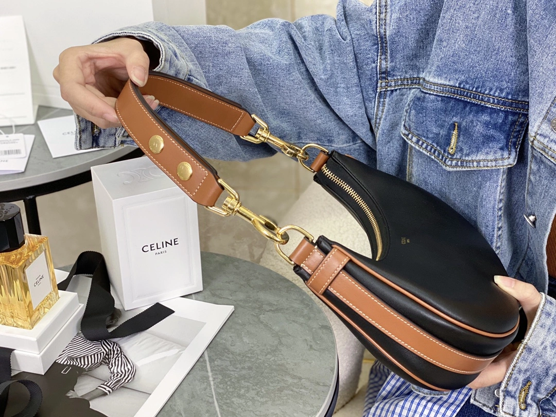 Effortless Celine Hobo Bags 94629