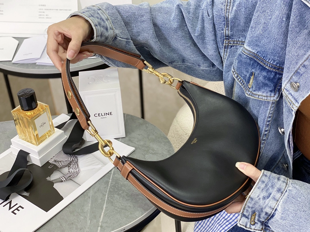Effortless Celine Hobo Bags 94629
