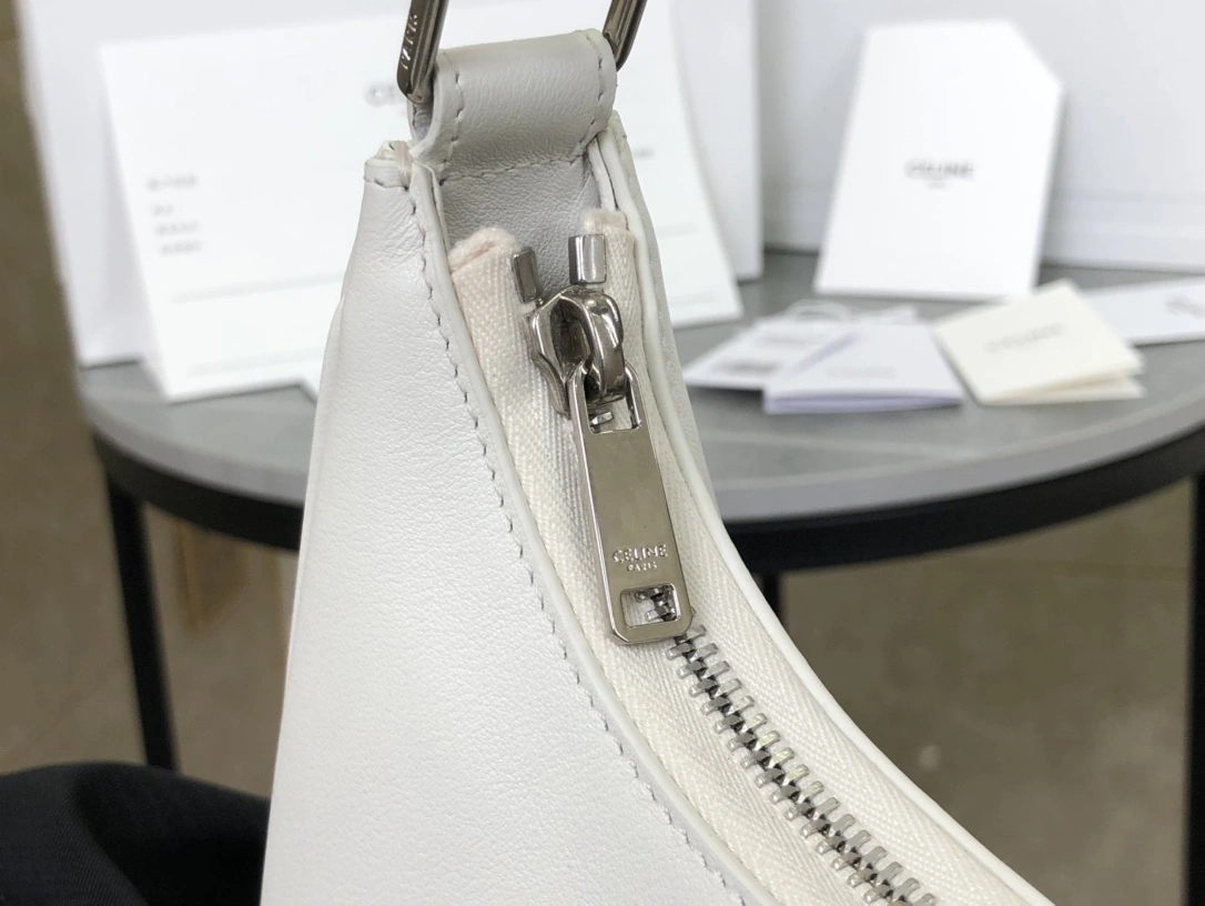 Celine Hobo Bags Affordable 94630