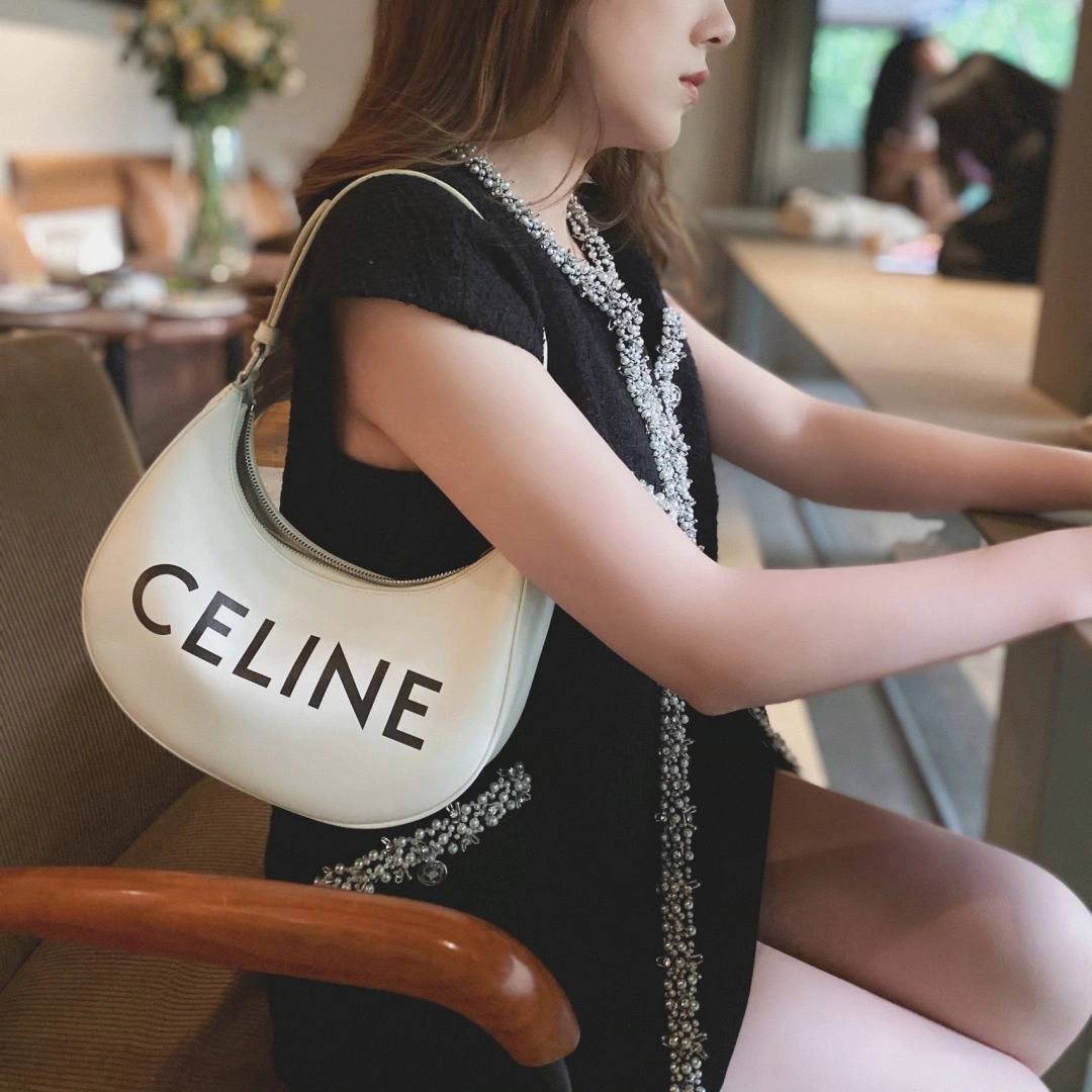 Celine Hobo Bags Affordable 94630