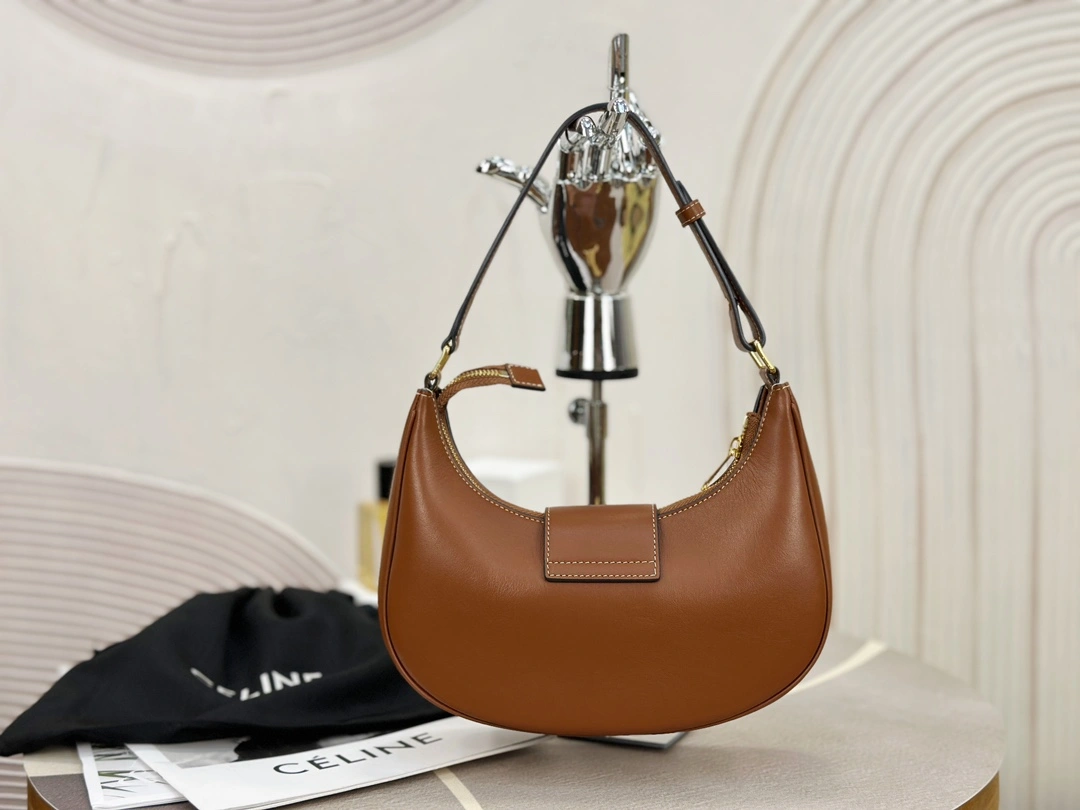 Celine Hobo Bags TechFriendly 94616