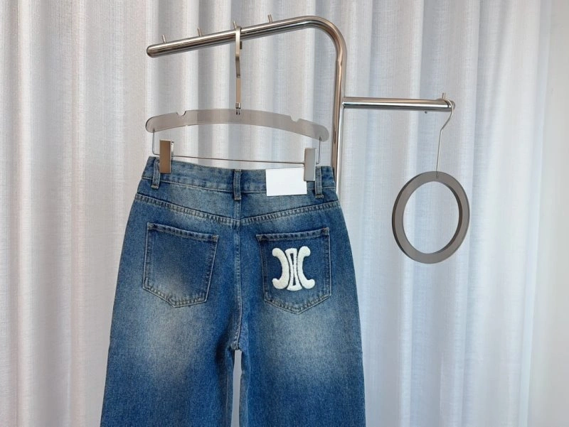 Lightweight Celine Jeans 107120