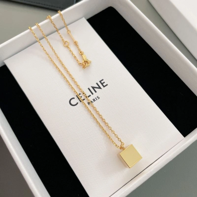 FreshLook Celine Necklaces 218656