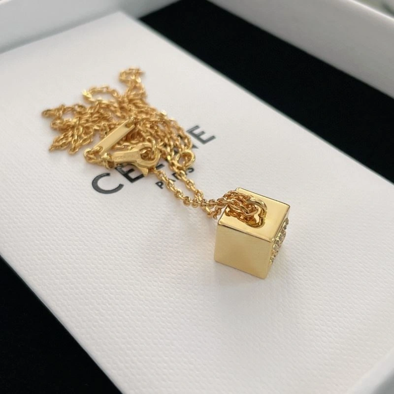 FreshLook Celine Necklaces 218656