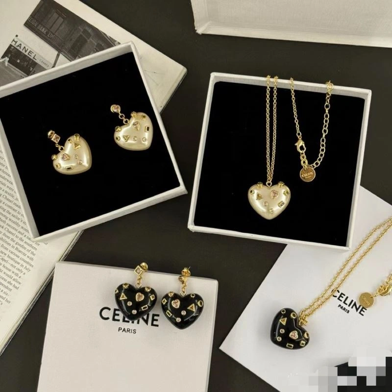 Snug Celine Necklaces 218531