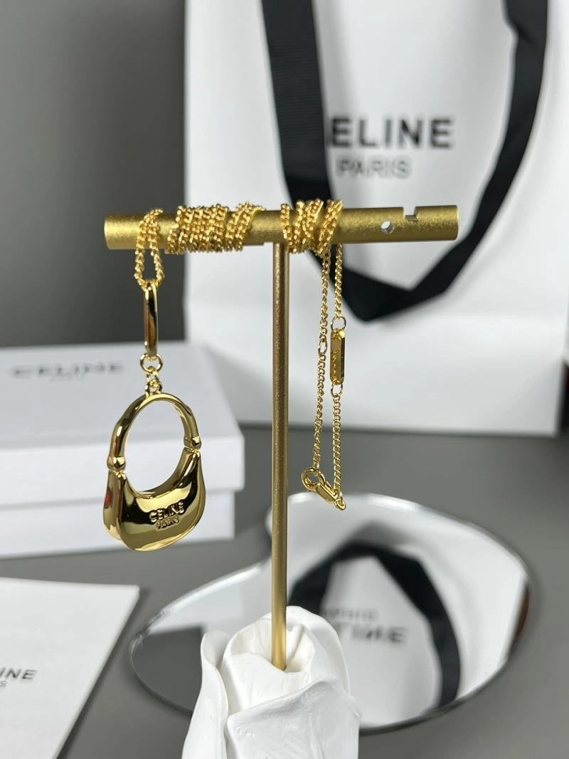 Cozy Celine Necklaces 218210