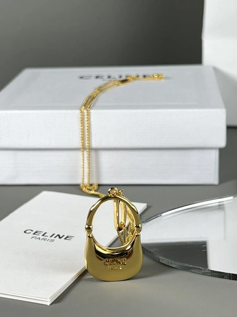 Cozy Celine Necklaces 218210